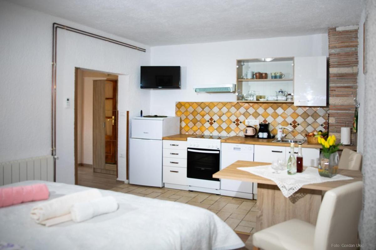 Apartments Faris Kanfanar Dış mekan fotoğraf