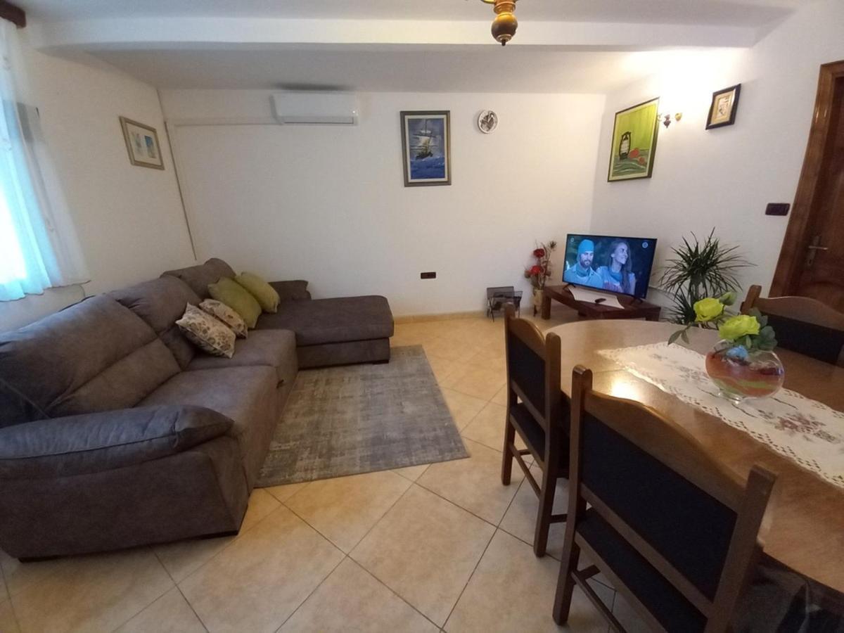 Apartments Faris Kanfanar Dış mekan fotoğraf
