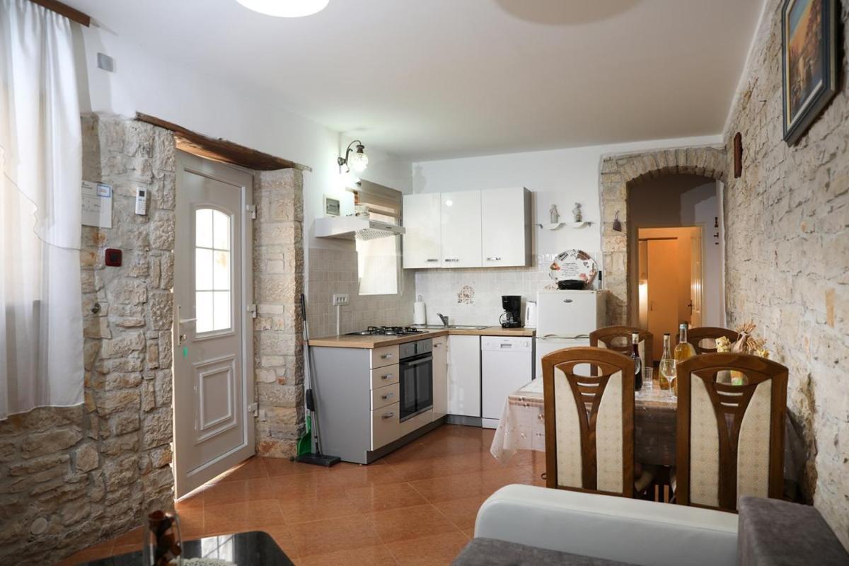 Apartments Faris Kanfanar Dış mekan fotoğraf