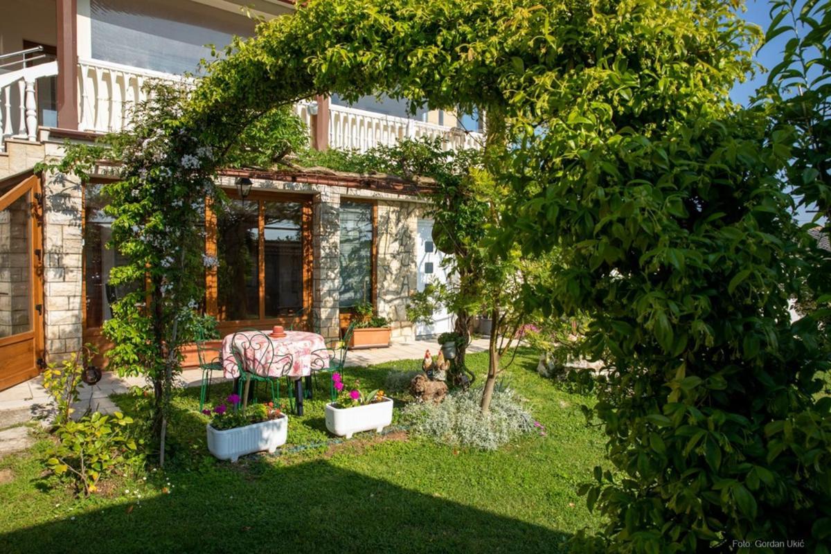 Apartments Faris Kanfanar Dış mekan fotoğraf